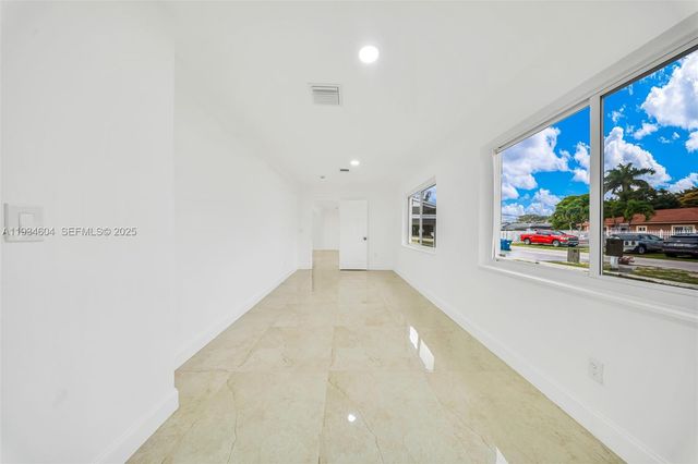 2410 NW 155th Ter, Miami Gardens, FL 33054