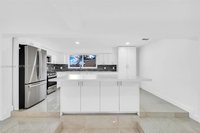 2410 NW 155th Ter, Miami Gardens, FL 33054