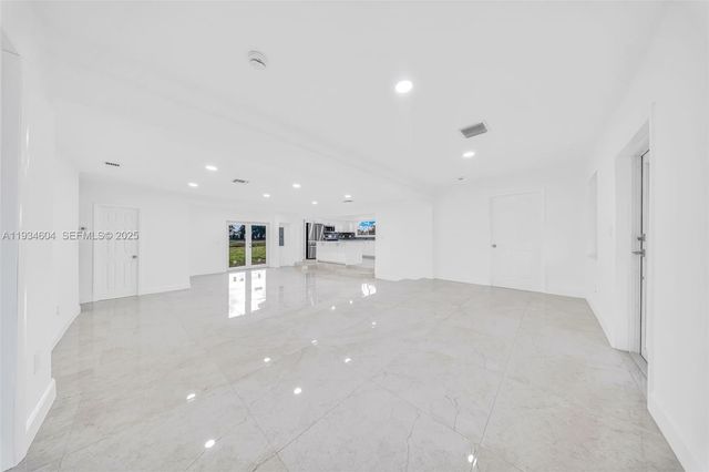 2410 NW 155th Ter, Miami Gardens, FL 33054