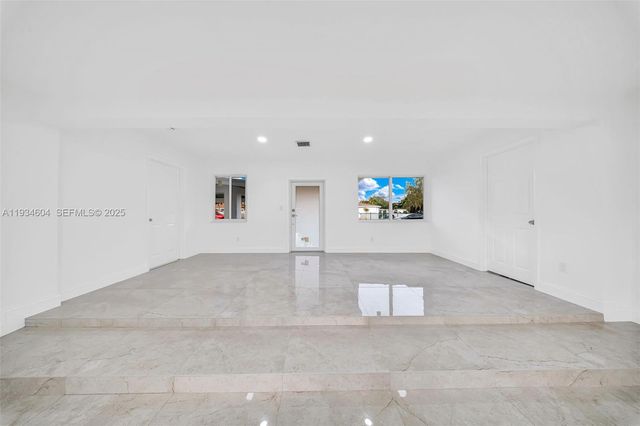 2410 NW 155th Ter, Miami Gardens, FL 33054