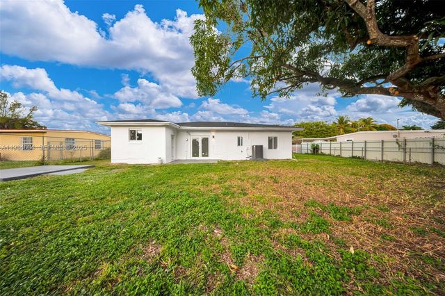 2410 NW 155th Ter, Miami Gardens, FL 33054