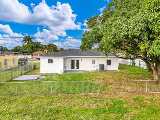 2410 NW 155th Ter, Miami Gardens, FL 33054