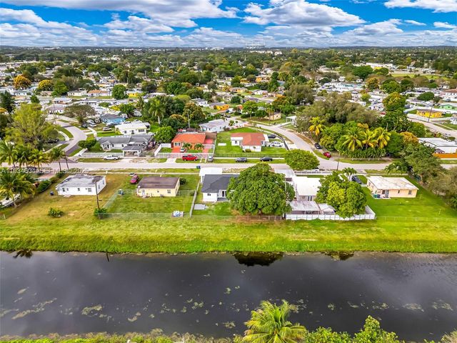 2410 NW 155th Ter, Miami Gardens, FL 33054