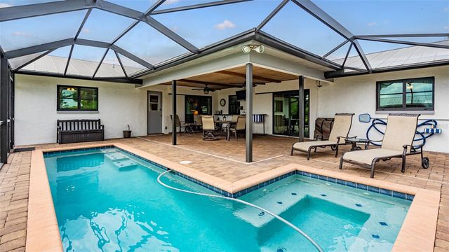 8150 DOSONTE LANE, North Fort Myers, FL 33917