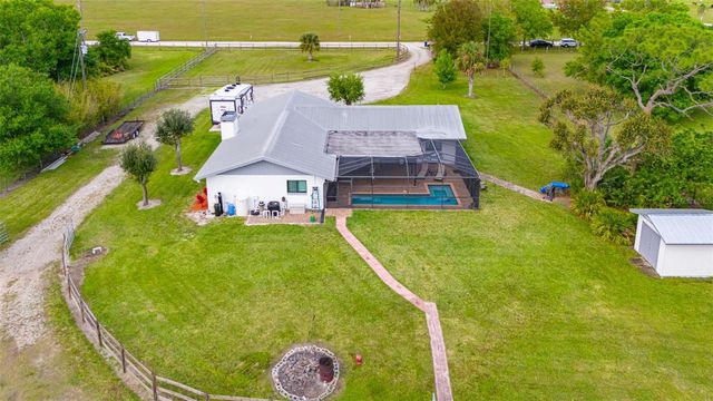 8150 DOSONTE LANE, North Fort Myers, FL 33917