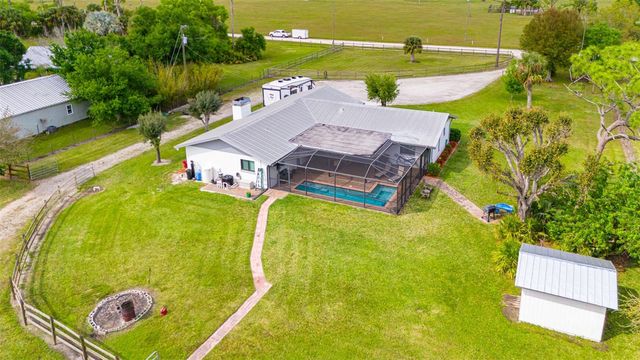 8150 DOSONTE LANE, North Fort Myers, FL 33917