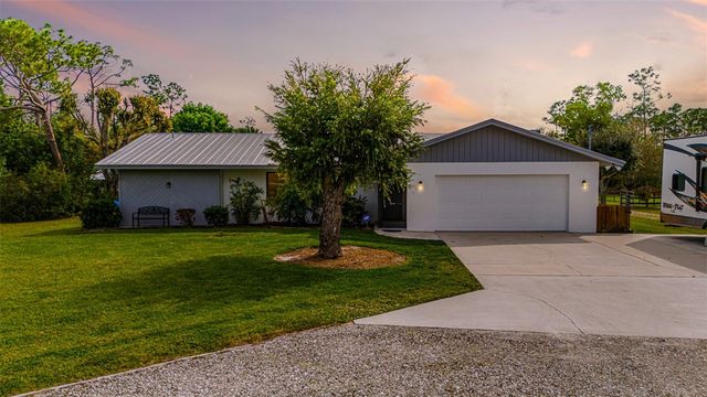 8150 DOSONTE LANE, North Fort Myers, FL 33917