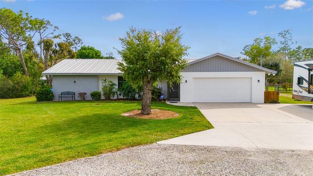 8150 DOSONTE LANE, North Fort Myers, FL 33917
