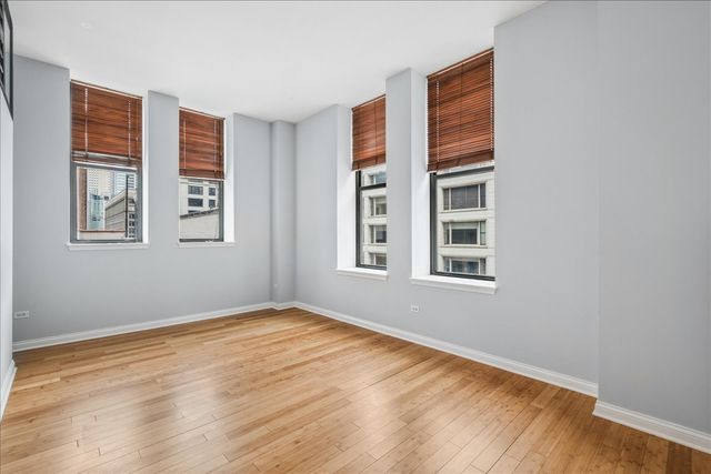 8 W Monroe Street 807, Chicago, IL 60603