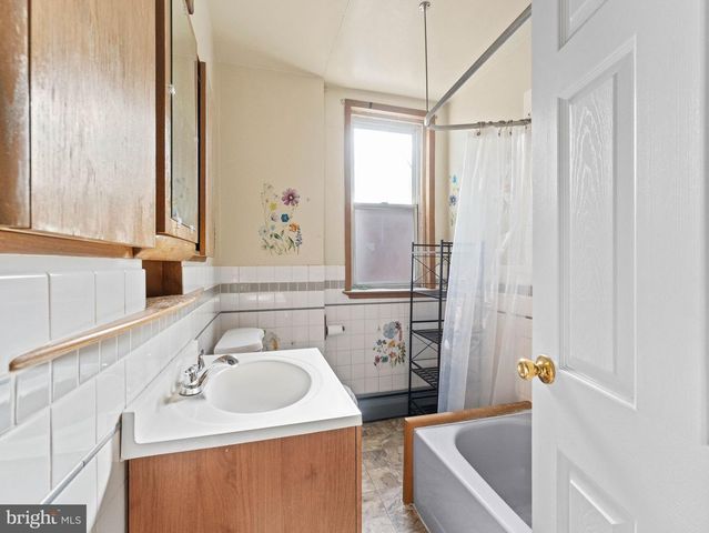 4018 CRESTON ST, Philadelphia, PA 19135