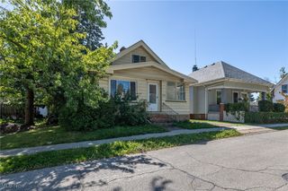 1511 crestline Avenue, Cleveland, OH 44109