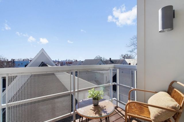 1188 Broadway 403, Somerville, MA 02144