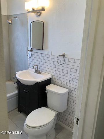 1307 Chadbourne, El Paso, TX 79903