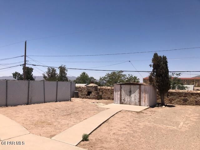 1307 Chadbourne, El Paso, TX 79903