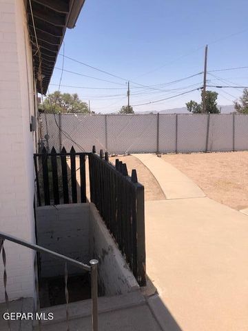 1307 Chadbourne, El Paso, TX 79903
