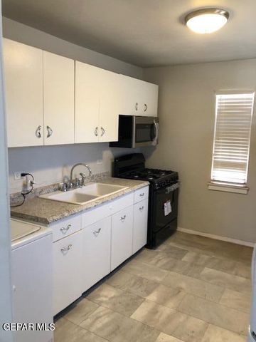 1307 Chadbourne, El Paso, TX 79903