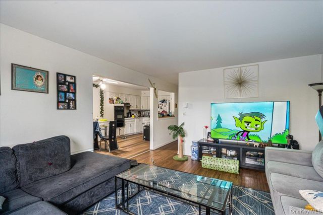 60-30 55th Drive, Maspeth, NY 11378
