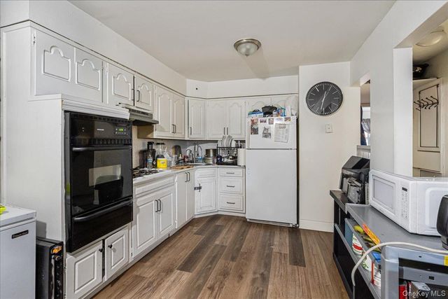 60-30 55th Drive, Maspeth, NY 11378