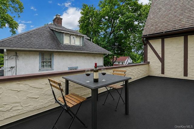 541 Second Avenue, Pelham, NY 10803