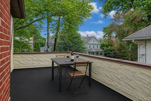 541 Second Avenue, Pelham, NY 10803