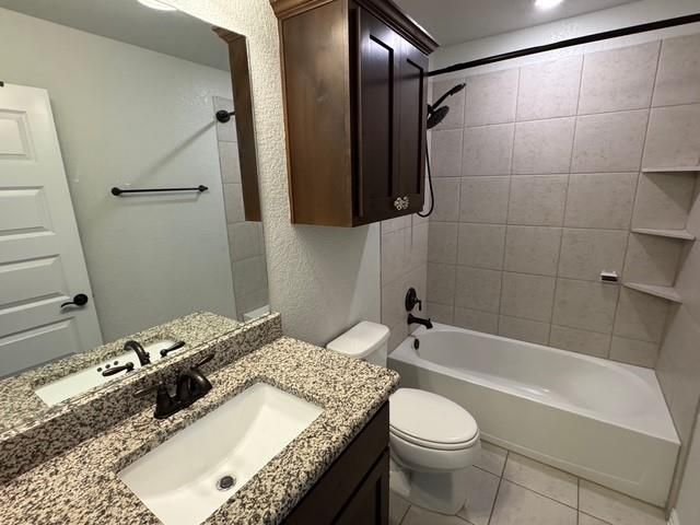 122 Sangaree DR, Buda, TX 78610