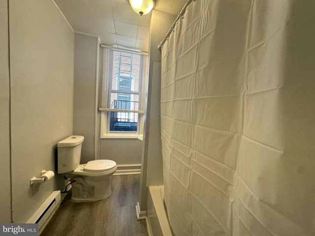 3306 AUCHENTOROLY TER, Baltimore, MD 21217