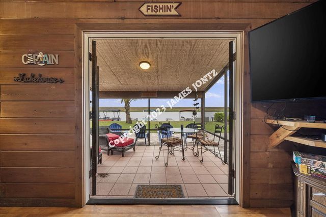 8344 US Highway 441, Okeechobee, FL 34974