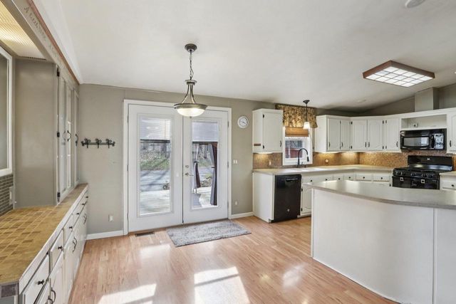 E11453 Bunker Drive, Baraboo, WI 53913