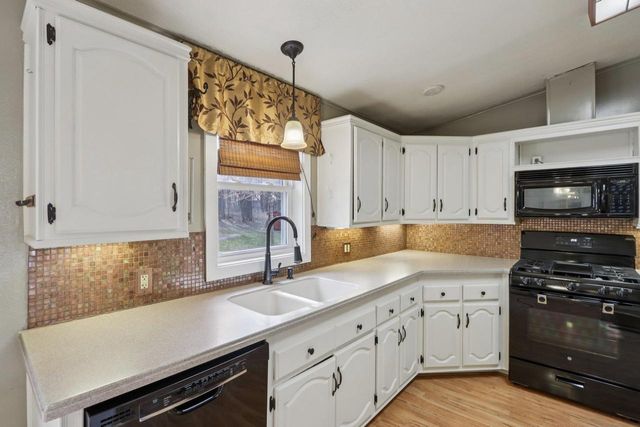 E11453 Bunker Drive, Baraboo, WI 53913