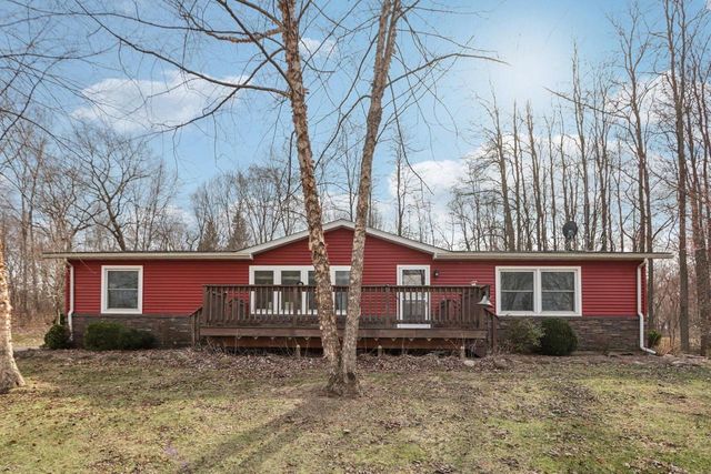 E11453 Bunker Drive, Baraboo, WI 53913