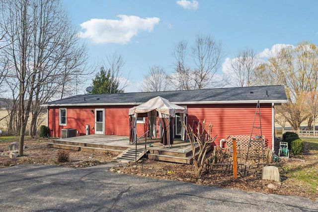 E11453 Bunker Drive, Baraboo, WI 53913