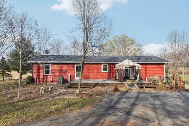 E11453 Bunker Drive, Baraboo, WI 53913