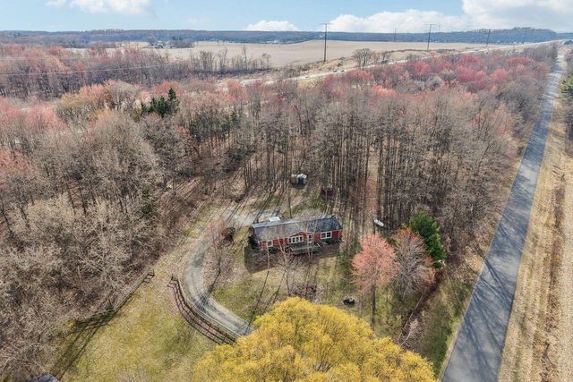 E11453 Bunker Drive, Baraboo, WI 53913