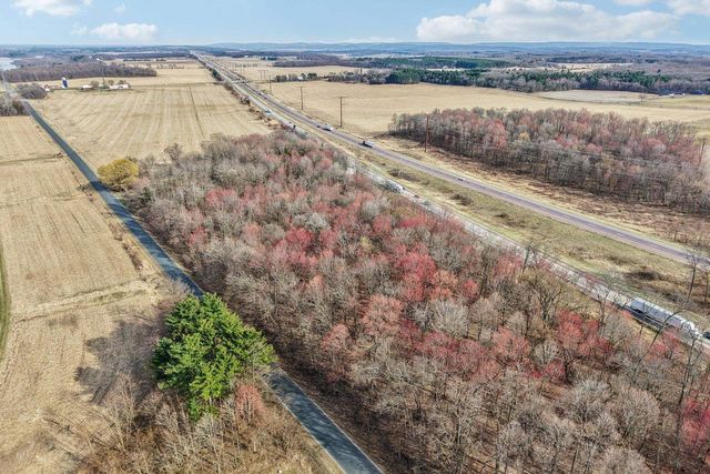 E11453 Bunker Drive, Baraboo, WI 53913