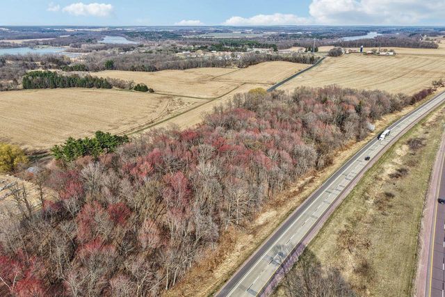 E11453 Bunker Drive, Baraboo, WI 53913