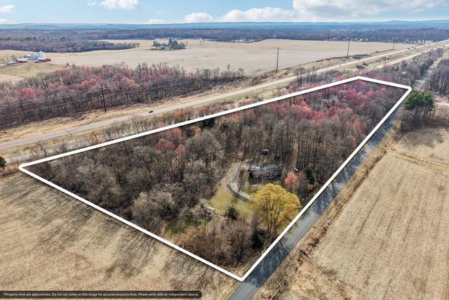 E11453 Bunker Drive, Baraboo, WI 53913