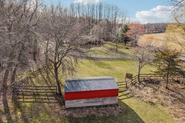 E11453 Bunker Drive, Baraboo, WI 53913