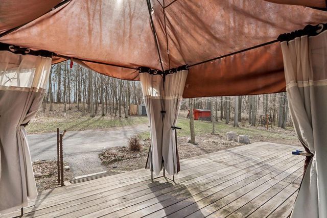 E11453 Bunker Drive, Baraboo, WI 53913