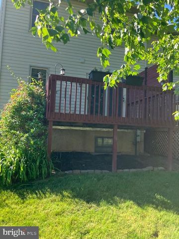 525 COBBLESTONE LN, Lancaster, PA 17601