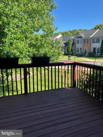 525 COBBLESTONE LN, Lancaster, PA 17601