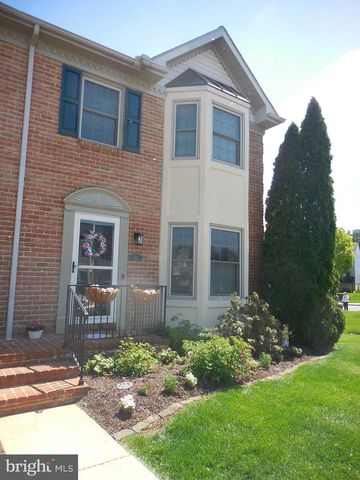 525 COBBLESTONE LN, Lancaster, PA 17601