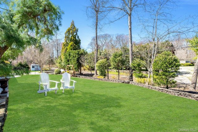 25 Miami Avenue, Peconic, NY 11958