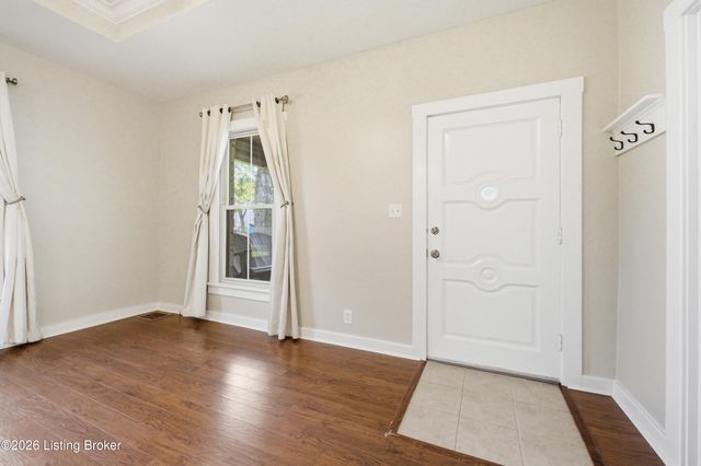 12012 Brinley Ave, Louisville, KY 40243