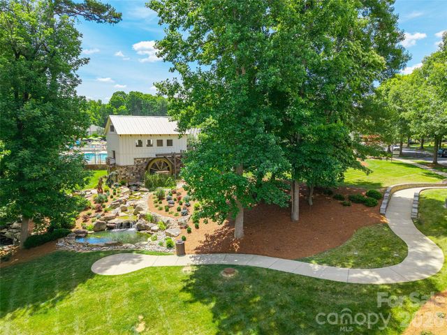 2067 Hamil Ridge Drive, Waxhaw, NC 28173