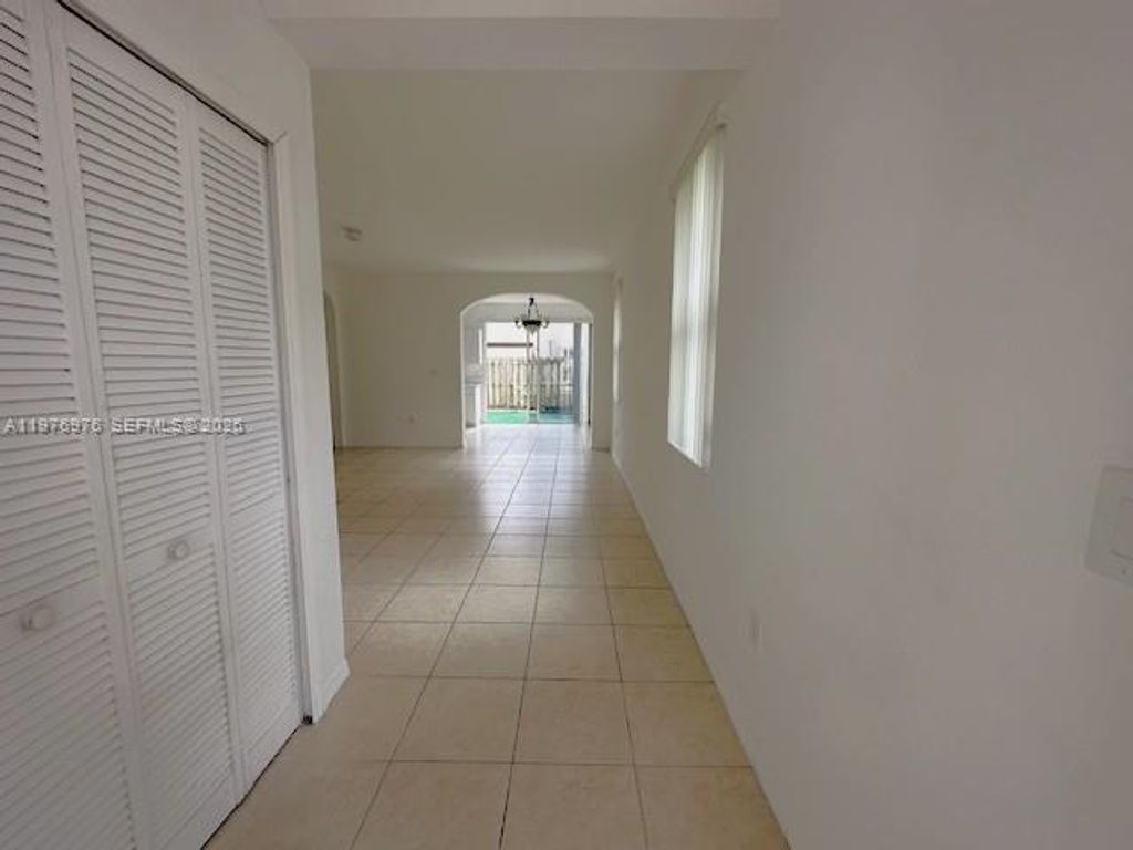 13840 SW 273rd Ter, Homestead, FL 33032