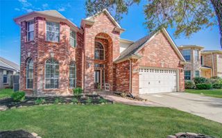 1230 Blue Leaf Drive, Richmond, TX 77469