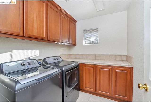 2533 Crescent Way, Discovery Bay, CA 94505