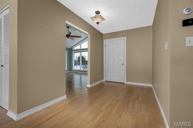 22121 Glen Ellen Cove, Warrenton, MO 63383