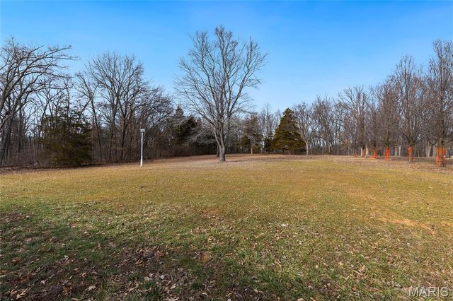 22121 Glen Ellen Cove, Warrenton, MO 63383