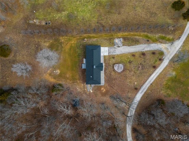 22121 Glen Ellen Cove, Warrenton, MO 63383